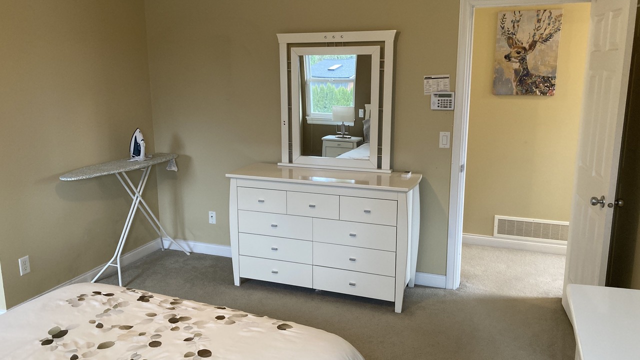 Photo of Bedroom in Maple Ridge