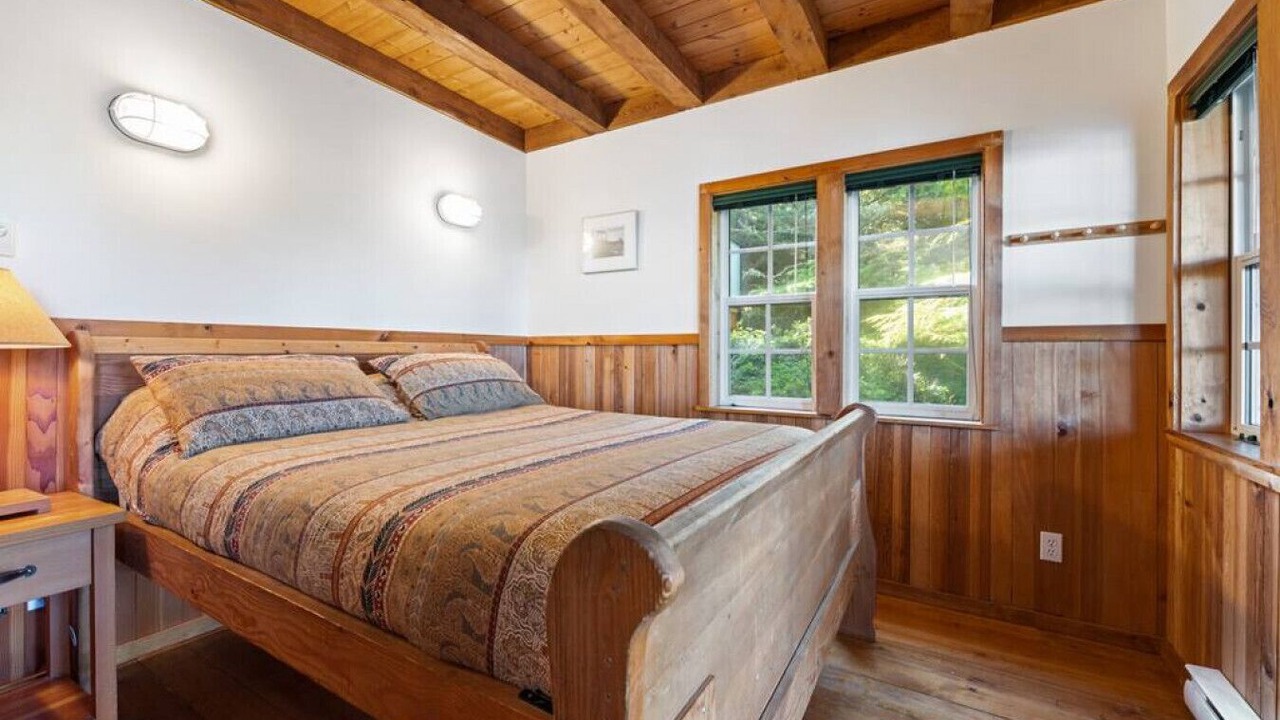 Photo of Bedroom in Ucluelet