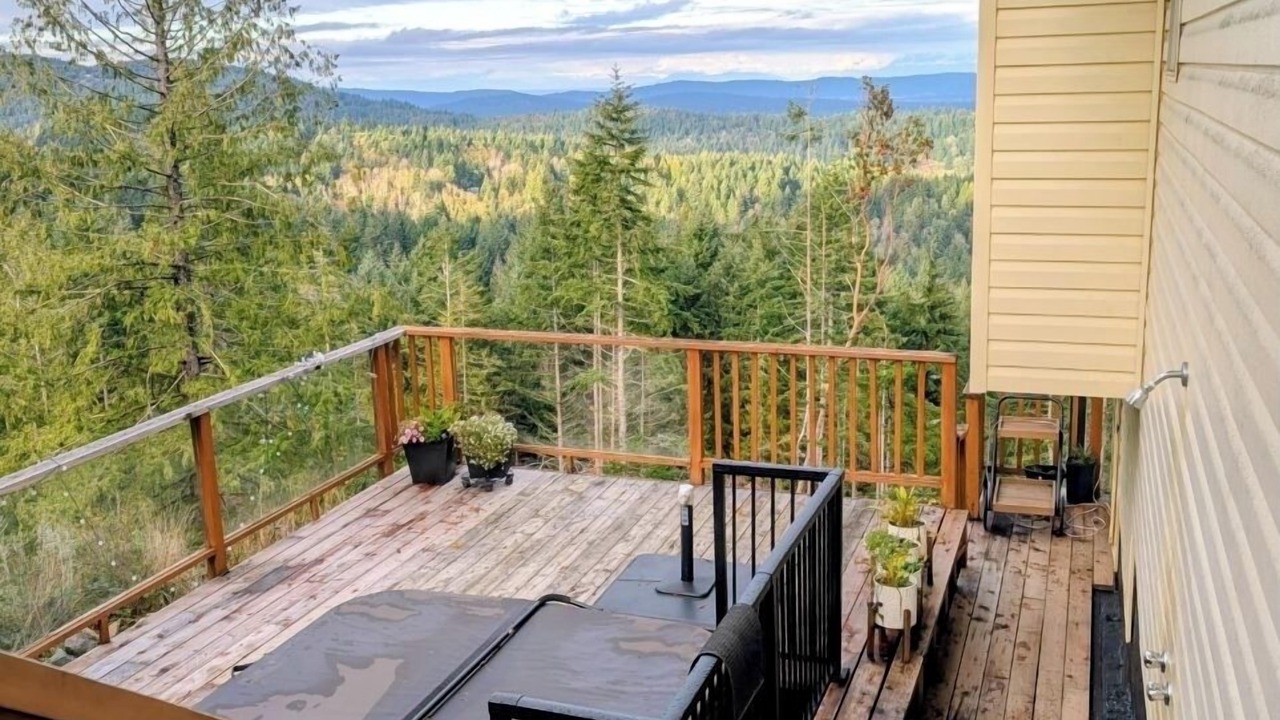 Photo of Patio Balcony in Salt Spring Island
