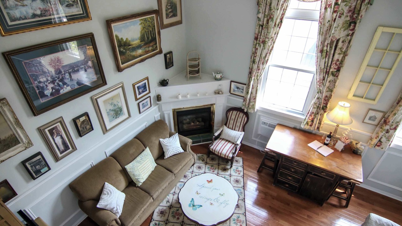 Photo of Livingroom in Bracebridge