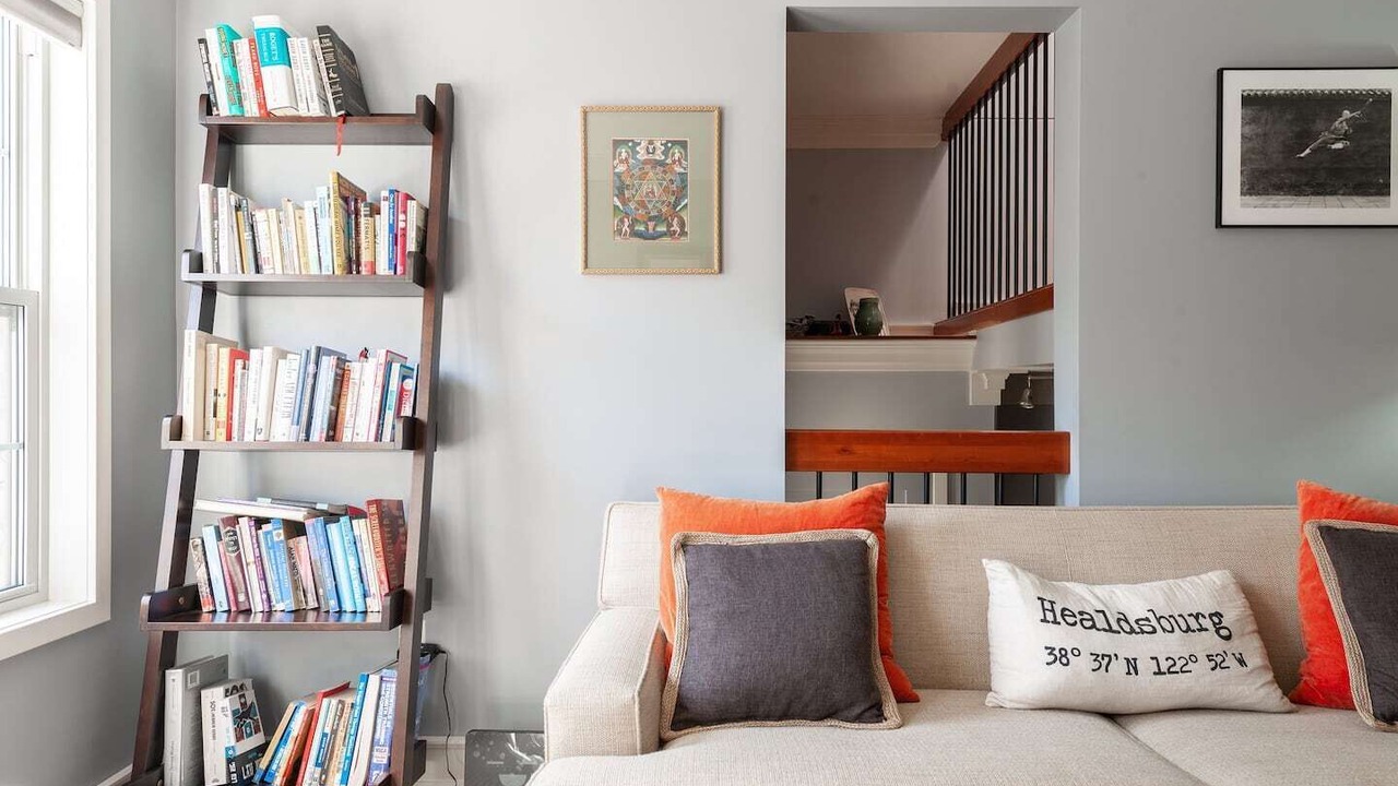 Photo of Livingroom in Downtown London