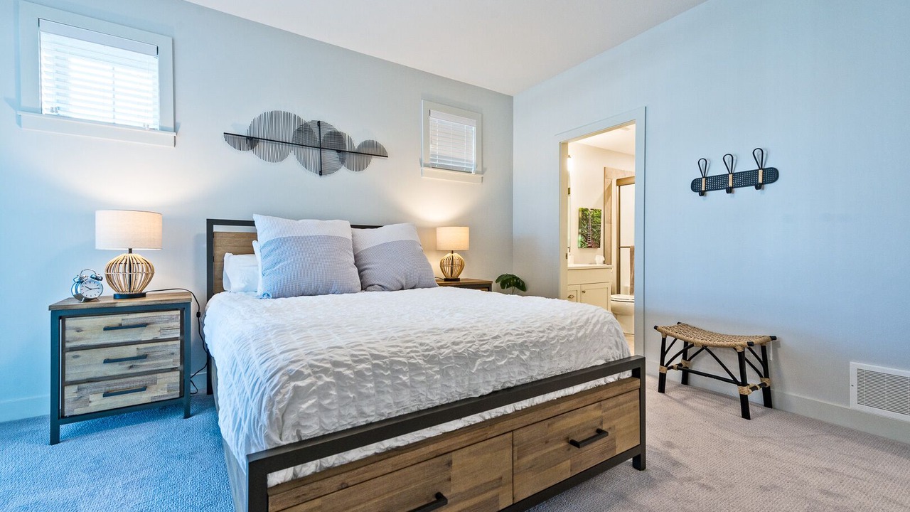 Photo of Bedroom in Osoyoos
