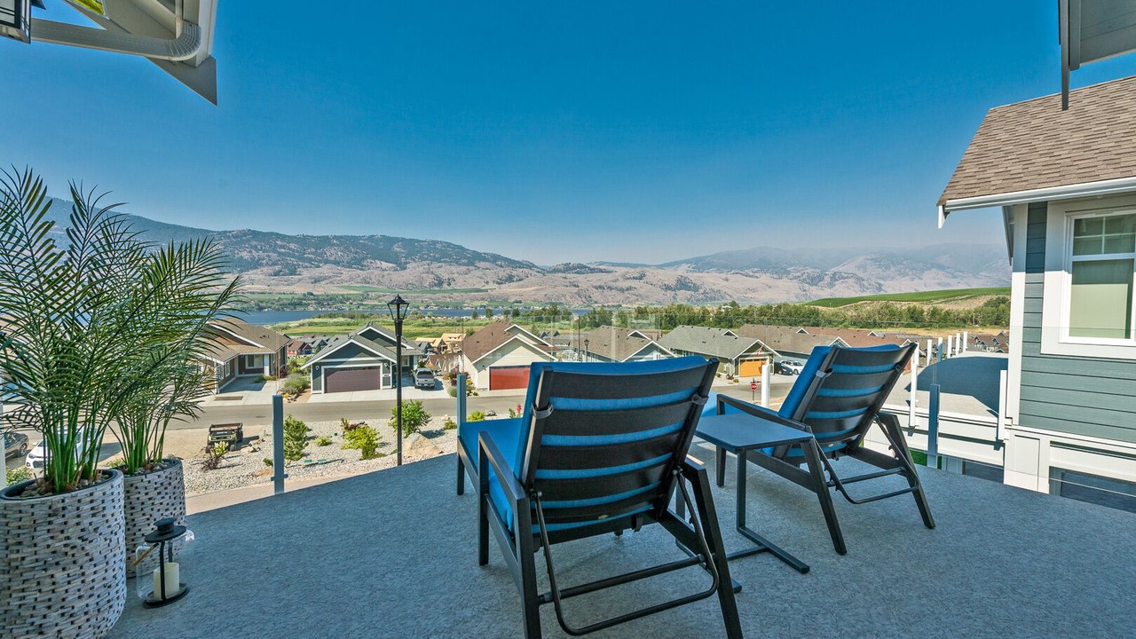 Photo of Patio Balcony in Osoyoos