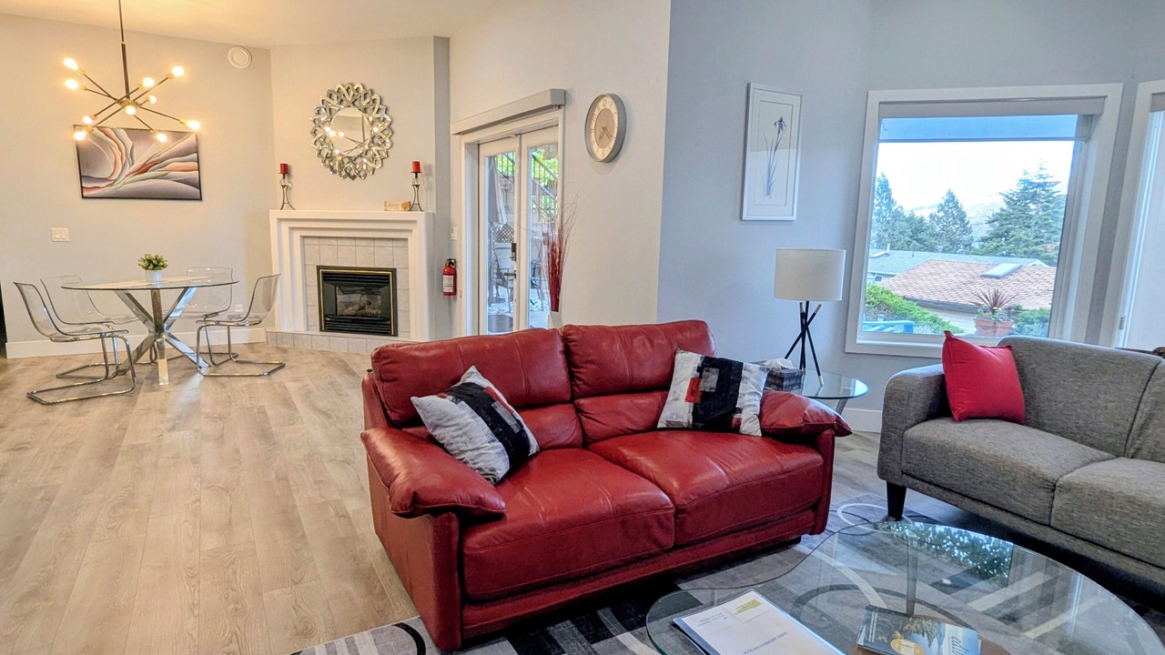 Photo of Livingroom in Central Okanagan