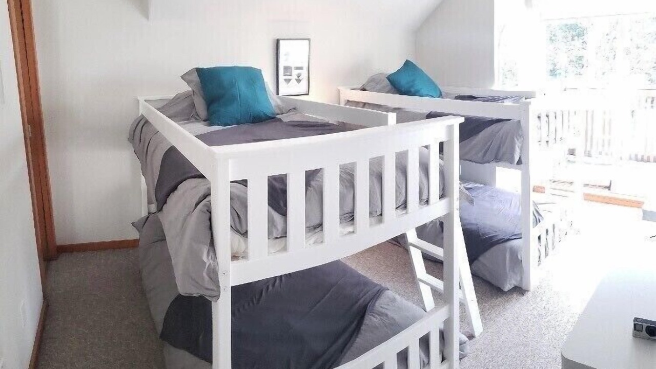 Photo of Bedroom in Village North