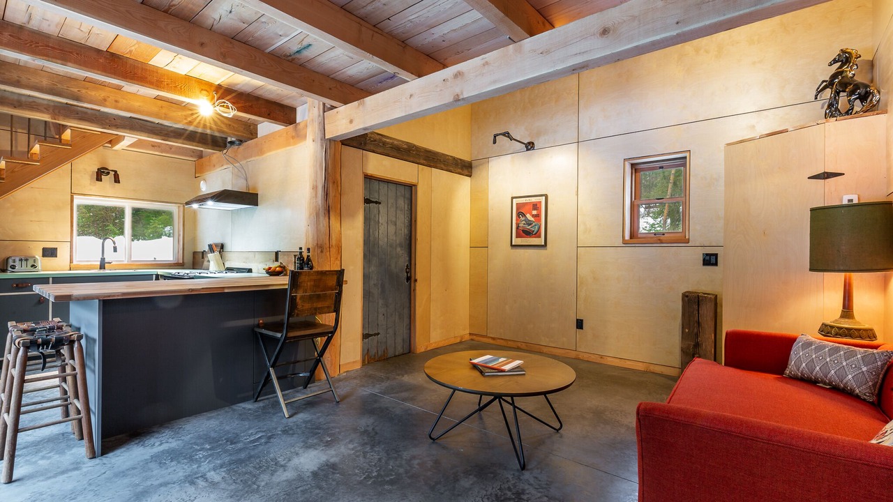 Photo of Livingroom in Rossland