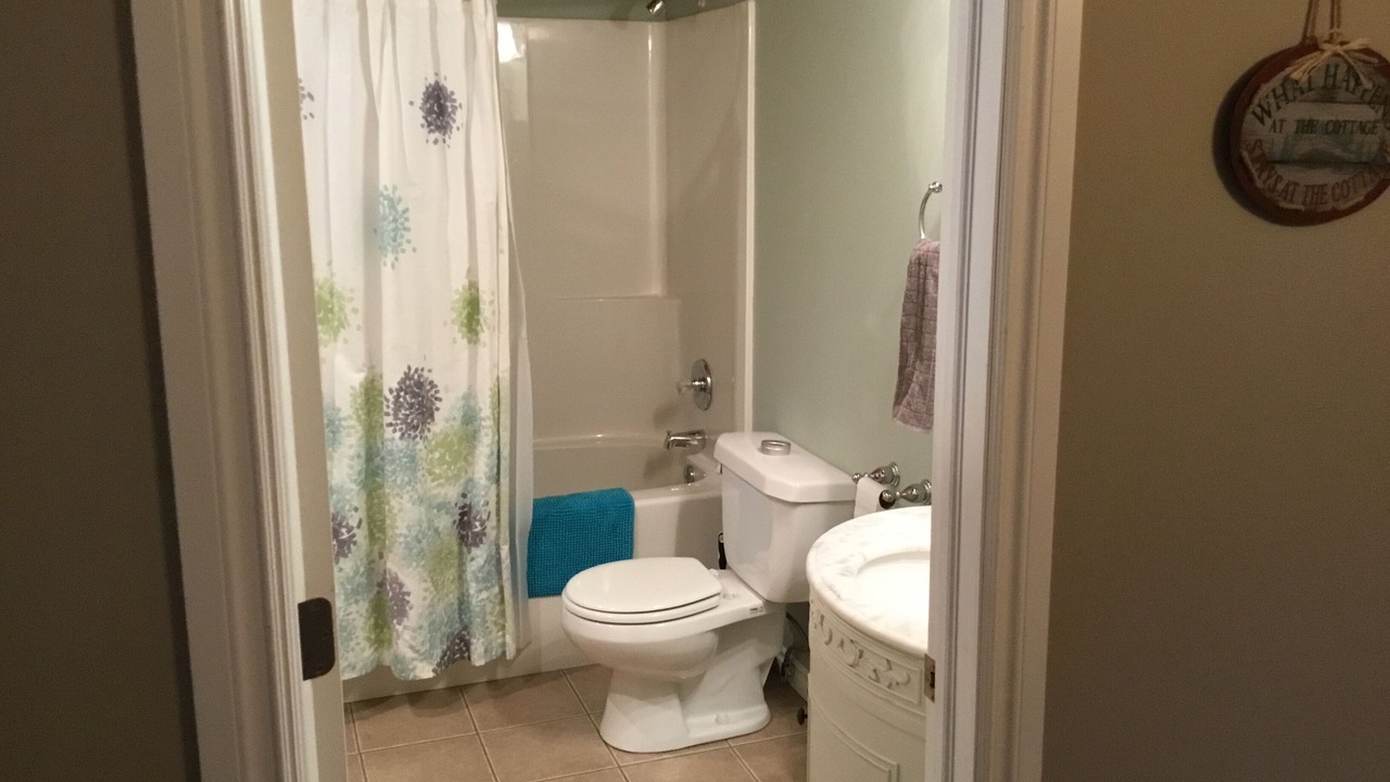 Photo of Bathroom in Beasley