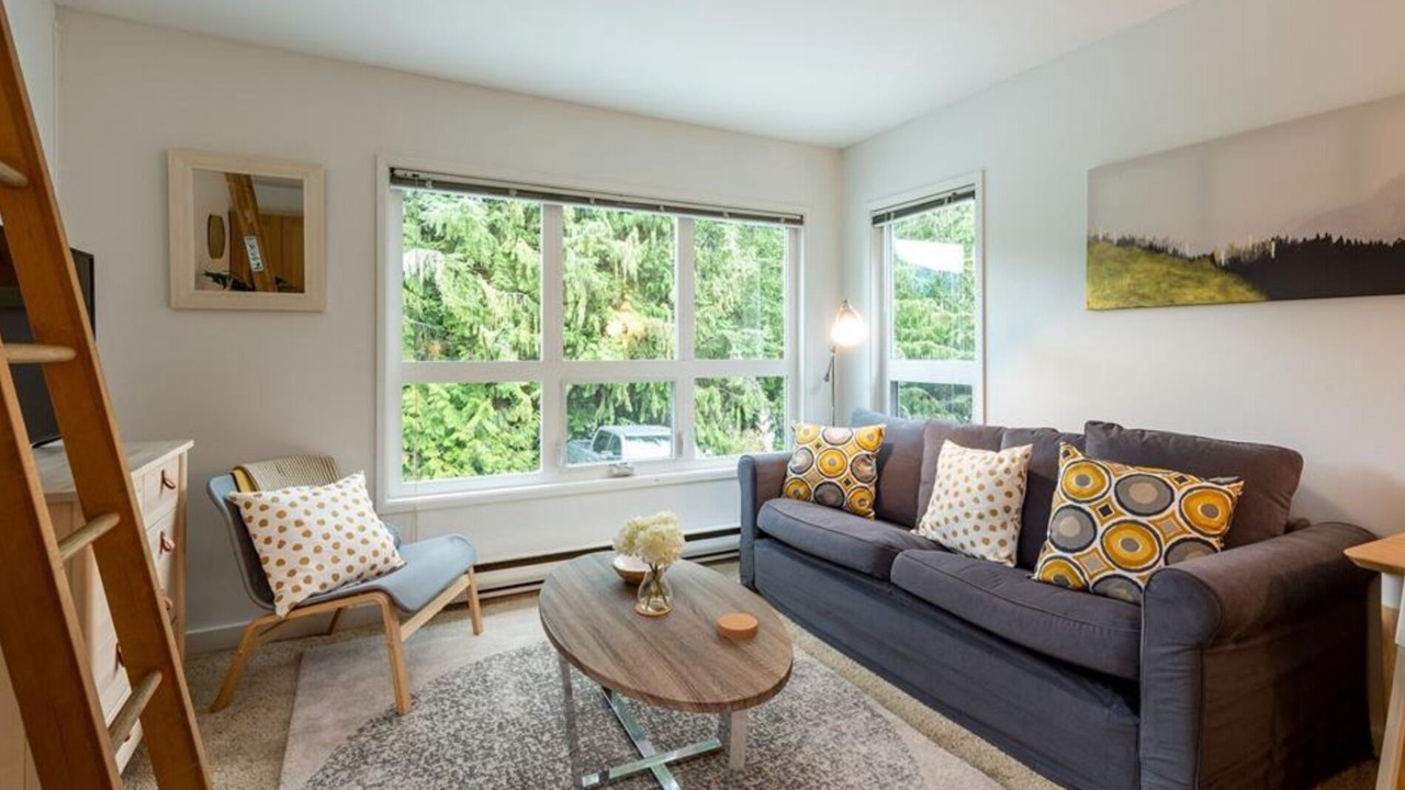 Photo of Livingroom in Whistler Creekside