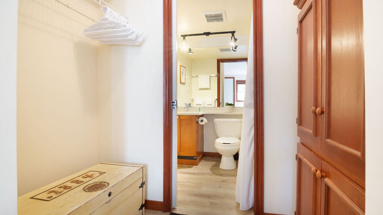 Photo of Bathroom in Village North