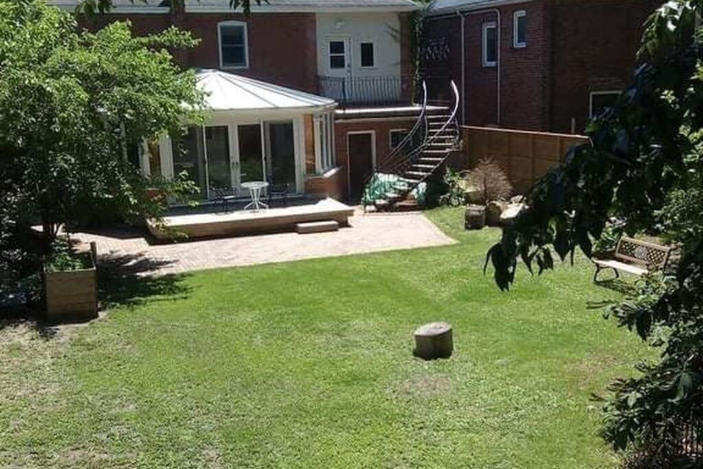 Photo of Outdoor in East York