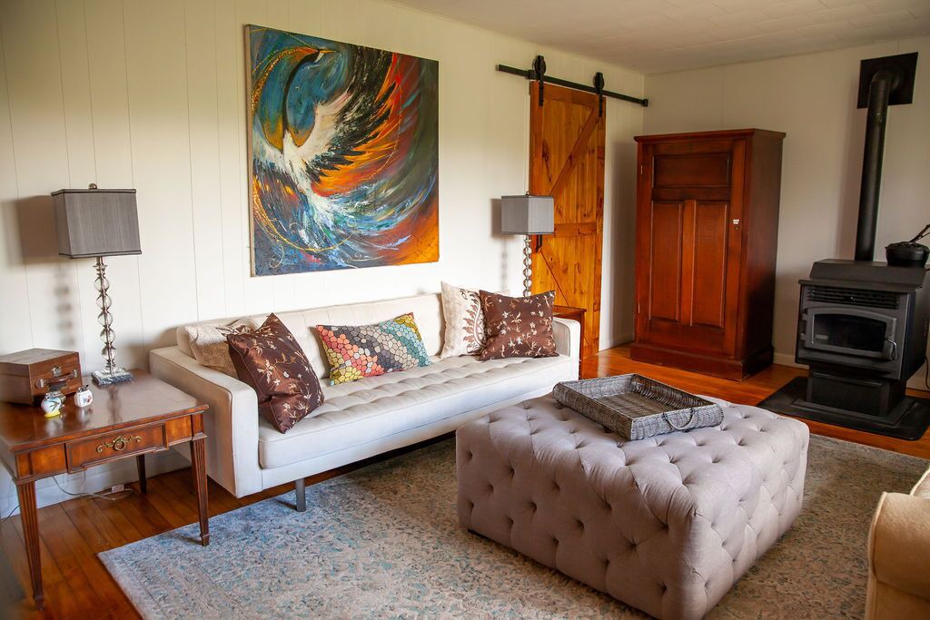 Photo of Livingroom in Prince Edward
