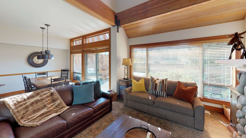 Photo of Livingroom in Whistler