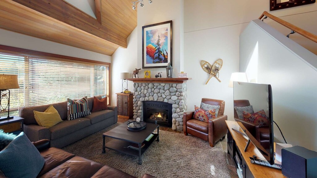 Photo of Livingroom in Whistler