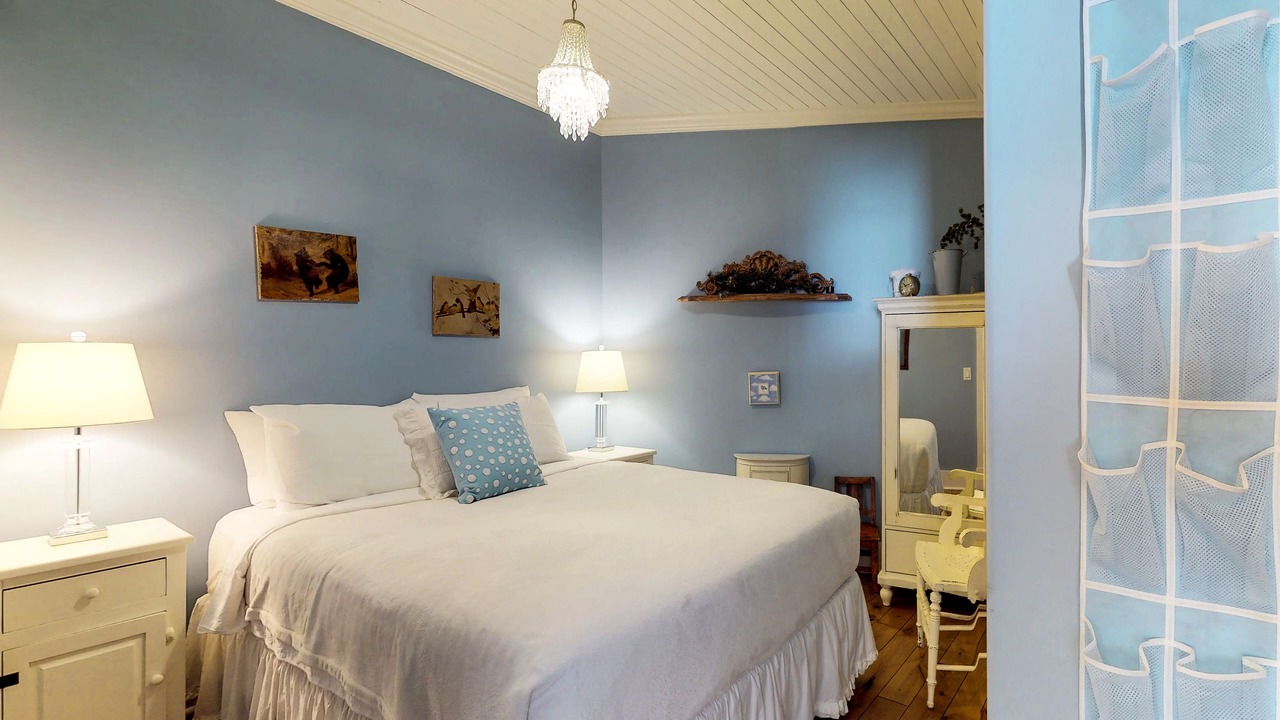 Photo of Bedroom in Big White Ski Resort