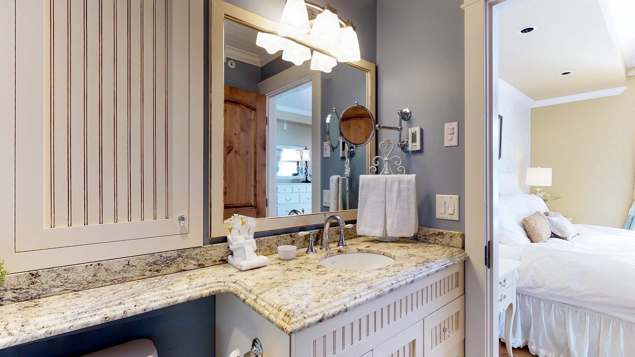 Photo of Bathroom in Big White Ski Resort