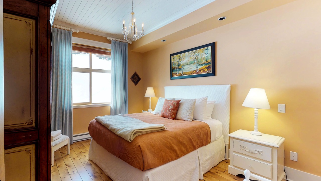 Photo of Bedroom in Big White Ski Resort