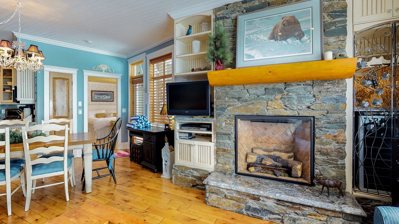 Photo of Livingroom in Big White Ski Resort