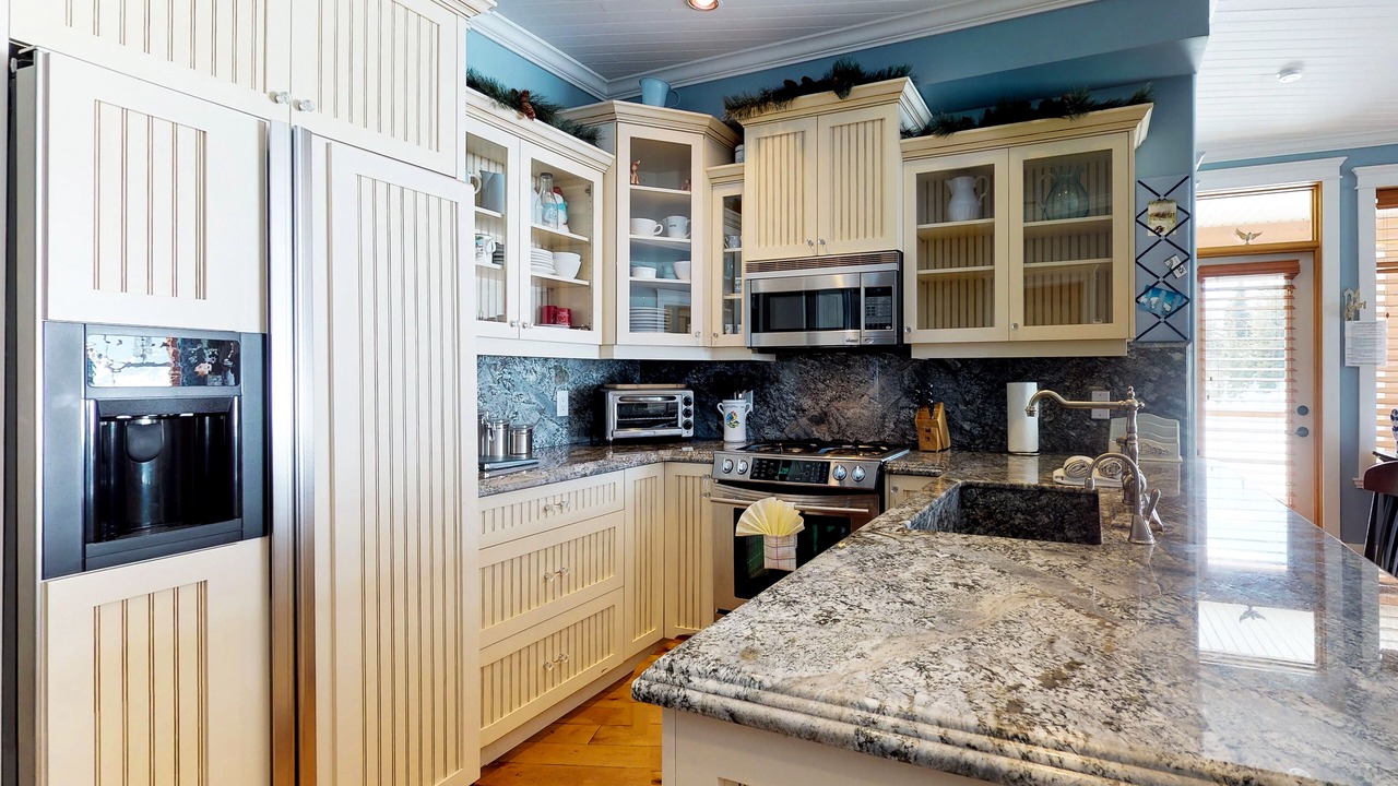 Photo of Kitchen in Big White Ski Resort