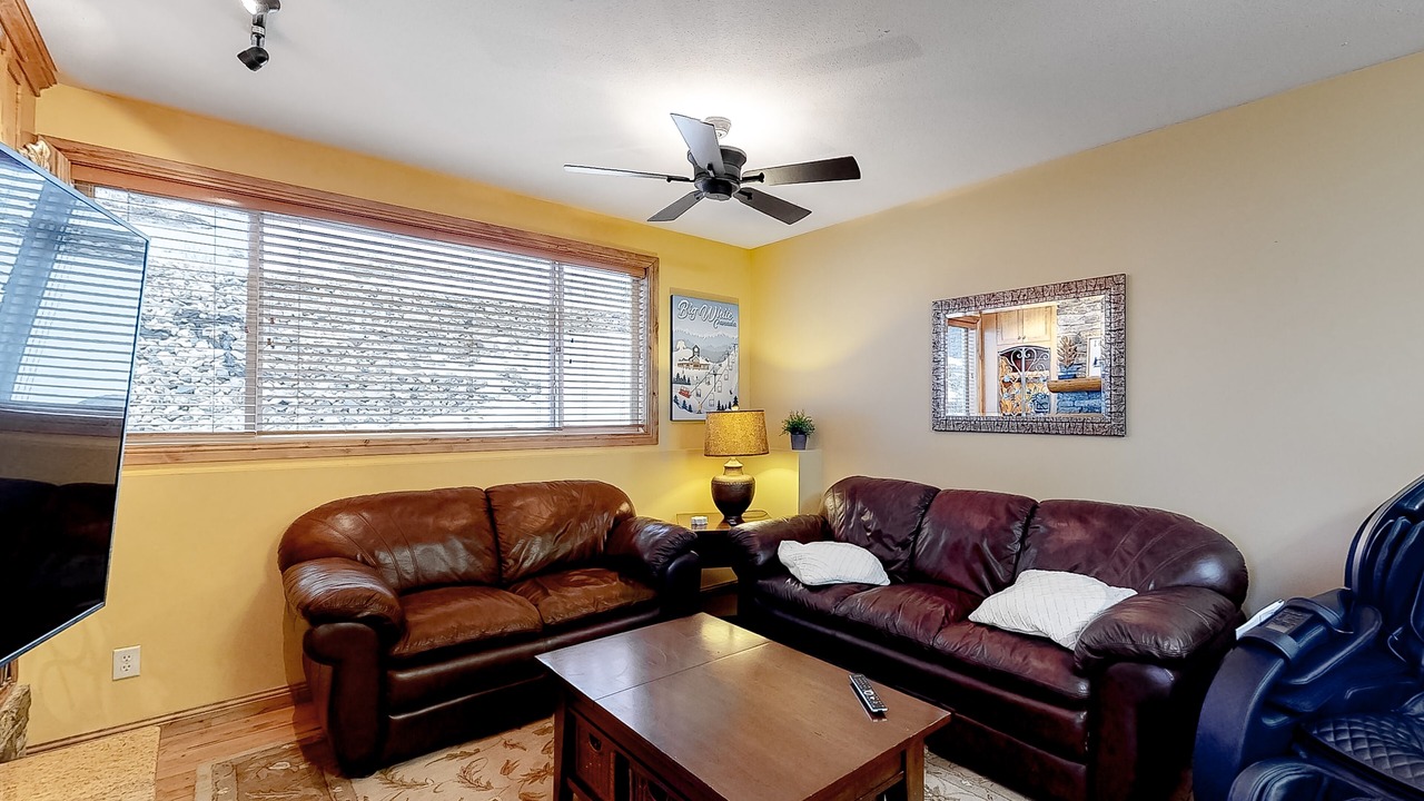 Photo of Livingroom in Big White Ski Resort