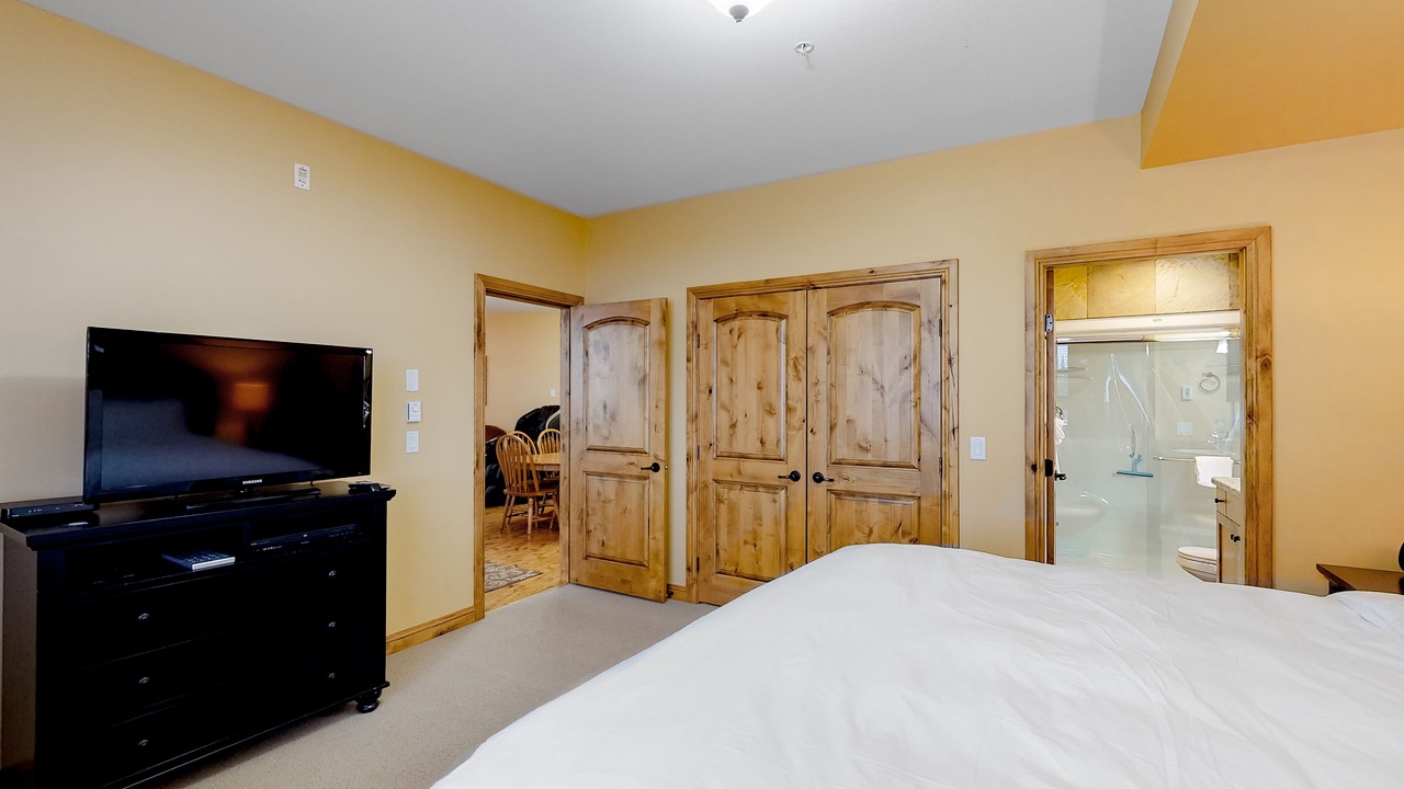 Photo of Bedroom in Big White Ski Resort