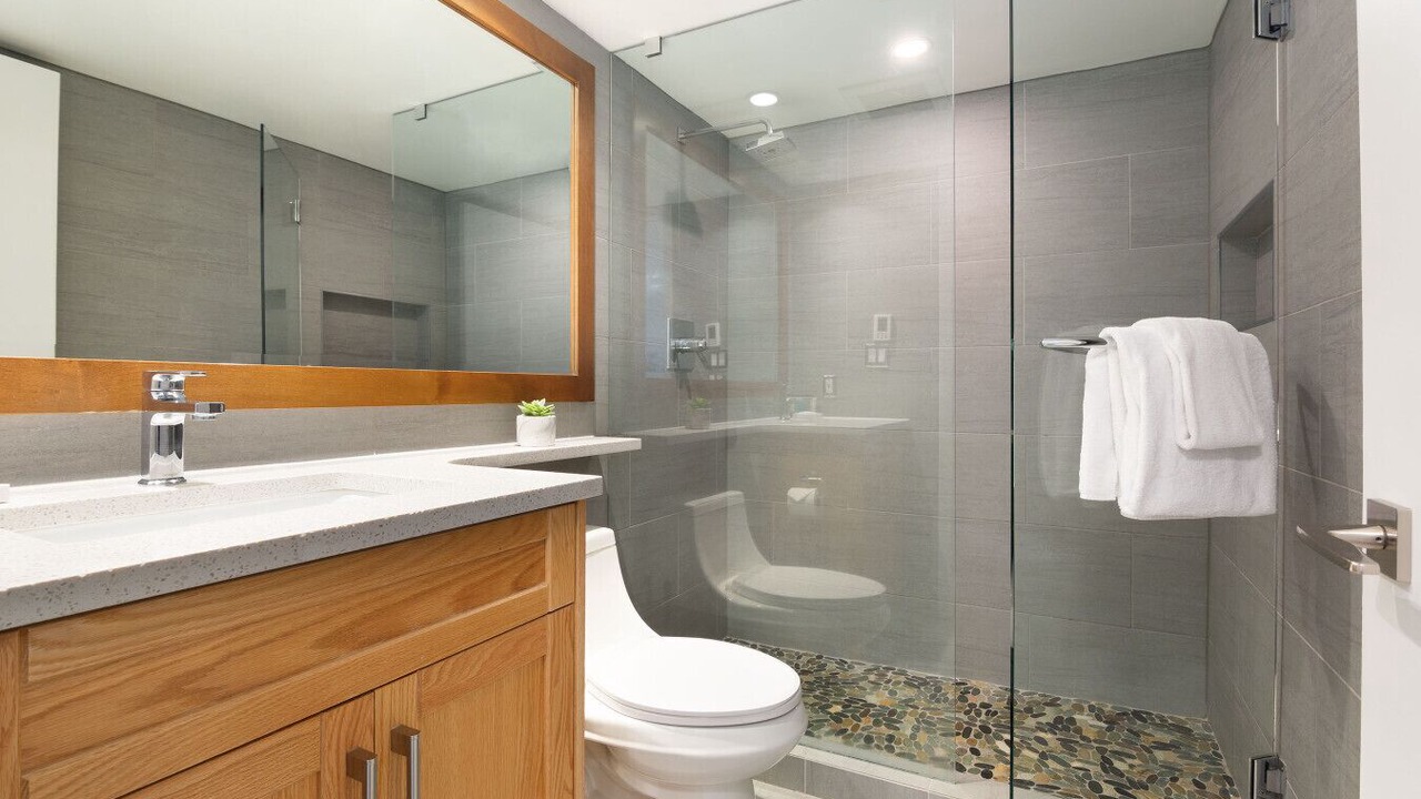 Photo of Bathroom in Upper Village