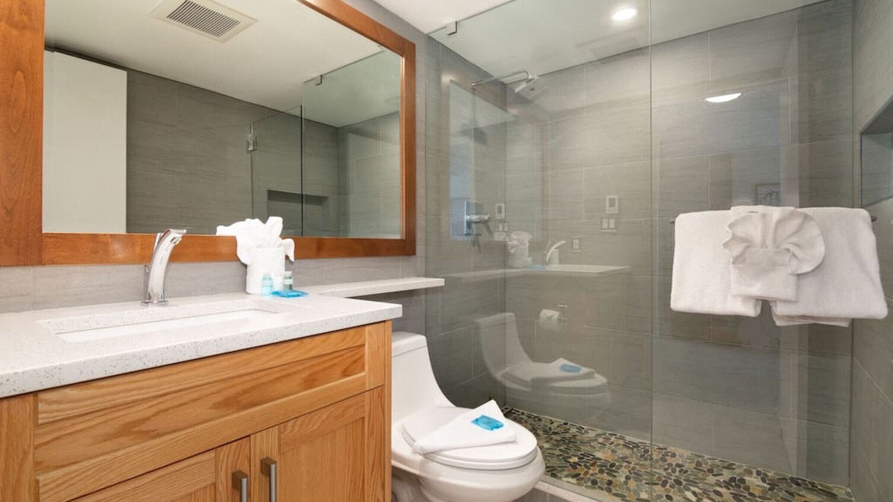 Photo of Bathroom in Upper Village