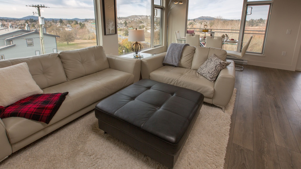 Photo of Livingroom in Saanich West