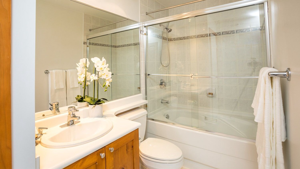 Photo of Bathroom in Village North
