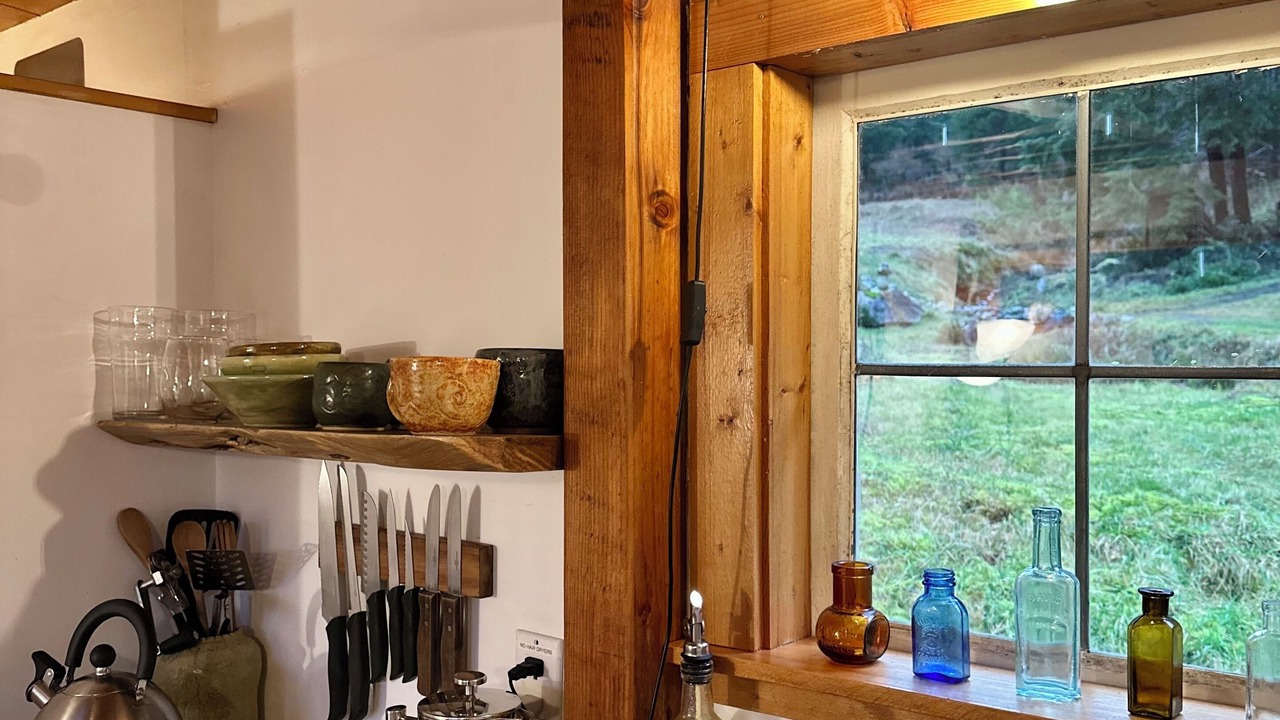 Photo of Kitchen in East Thurlow Island
