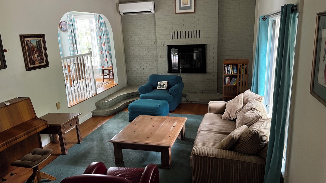 Photo of Livingroom in Cumberland Center