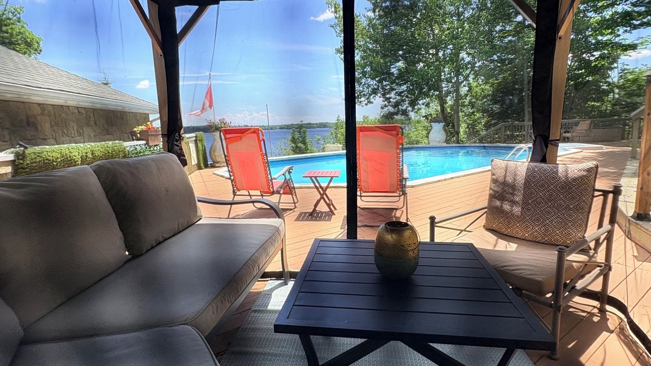 Photo of Patio Balcony in Rideau Lakes