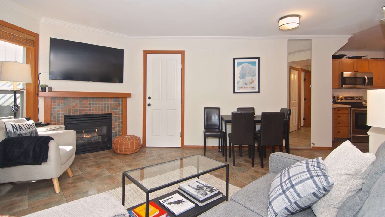 Photo of Livingroom in Village North