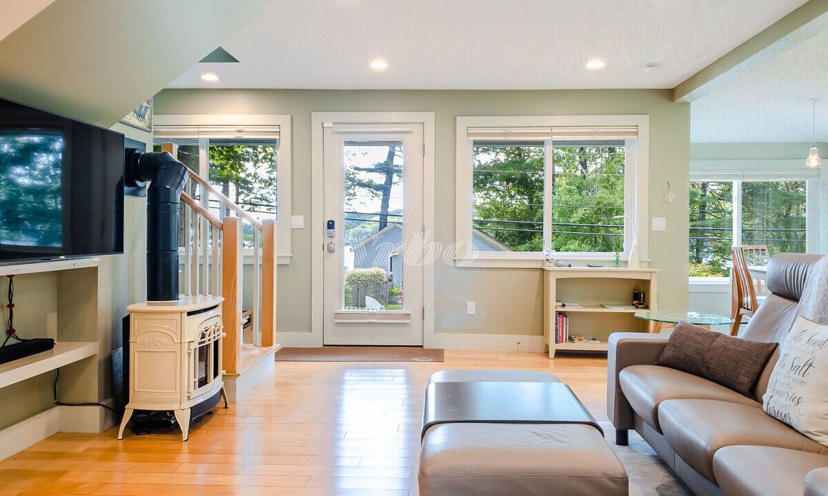 Photo of Livingroom in Peaks Island