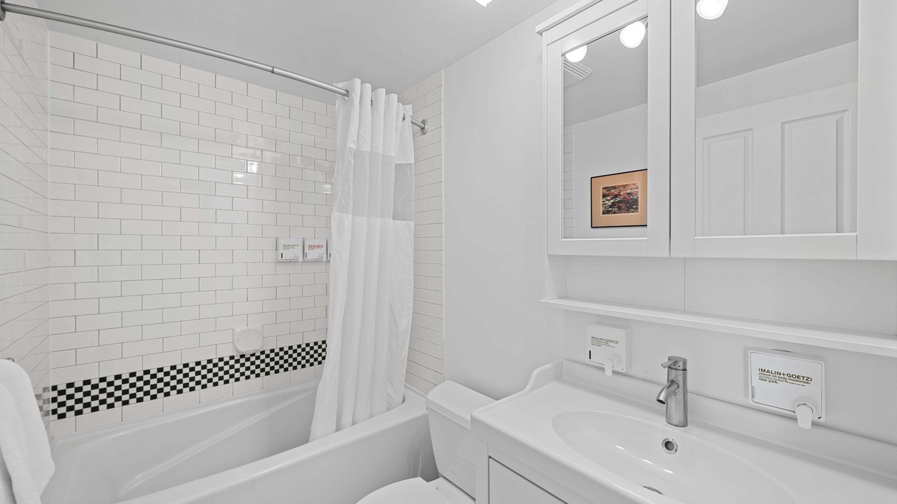 Photo of Bathroom in Village North