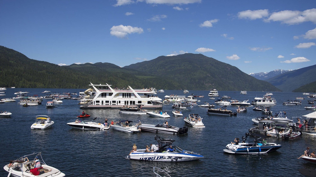 Photo of Others in Sicamous