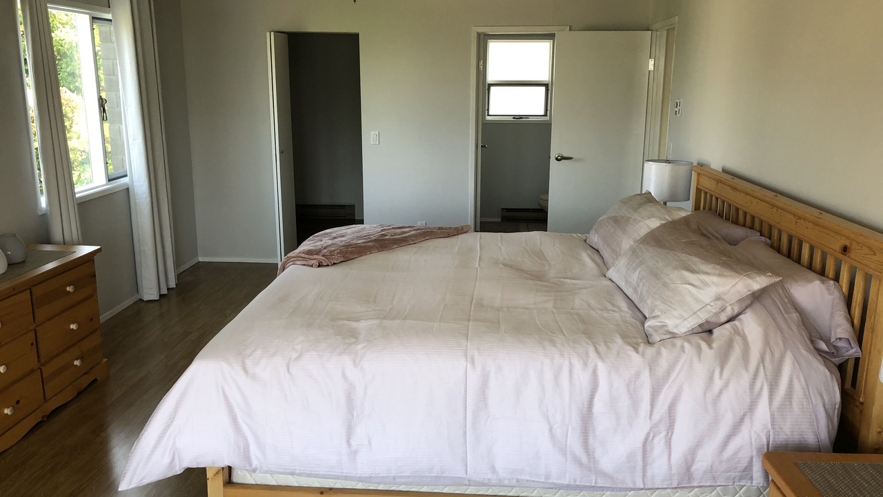 Photo of Bedroom in Okanagan-Similkameen