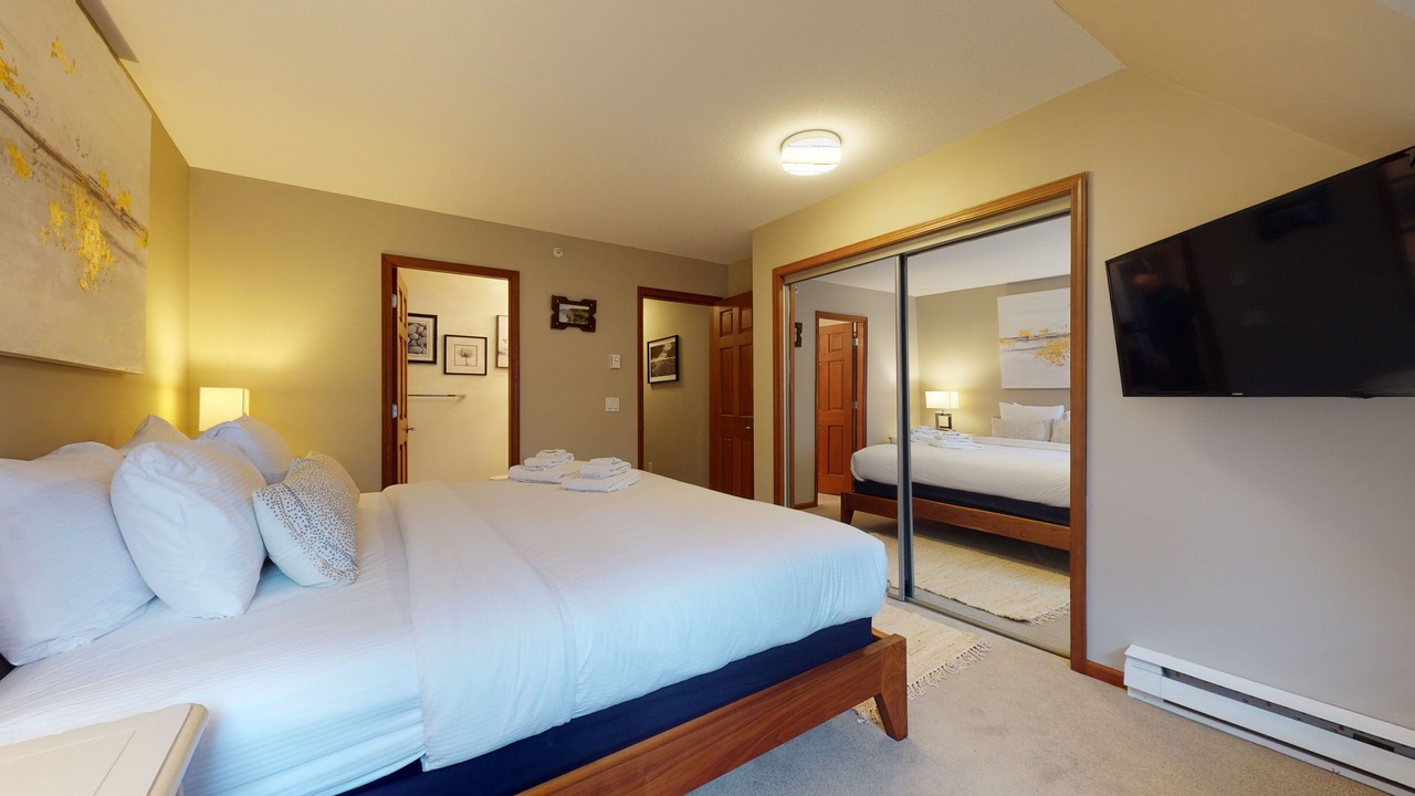 Photo of Bedroom in Village North