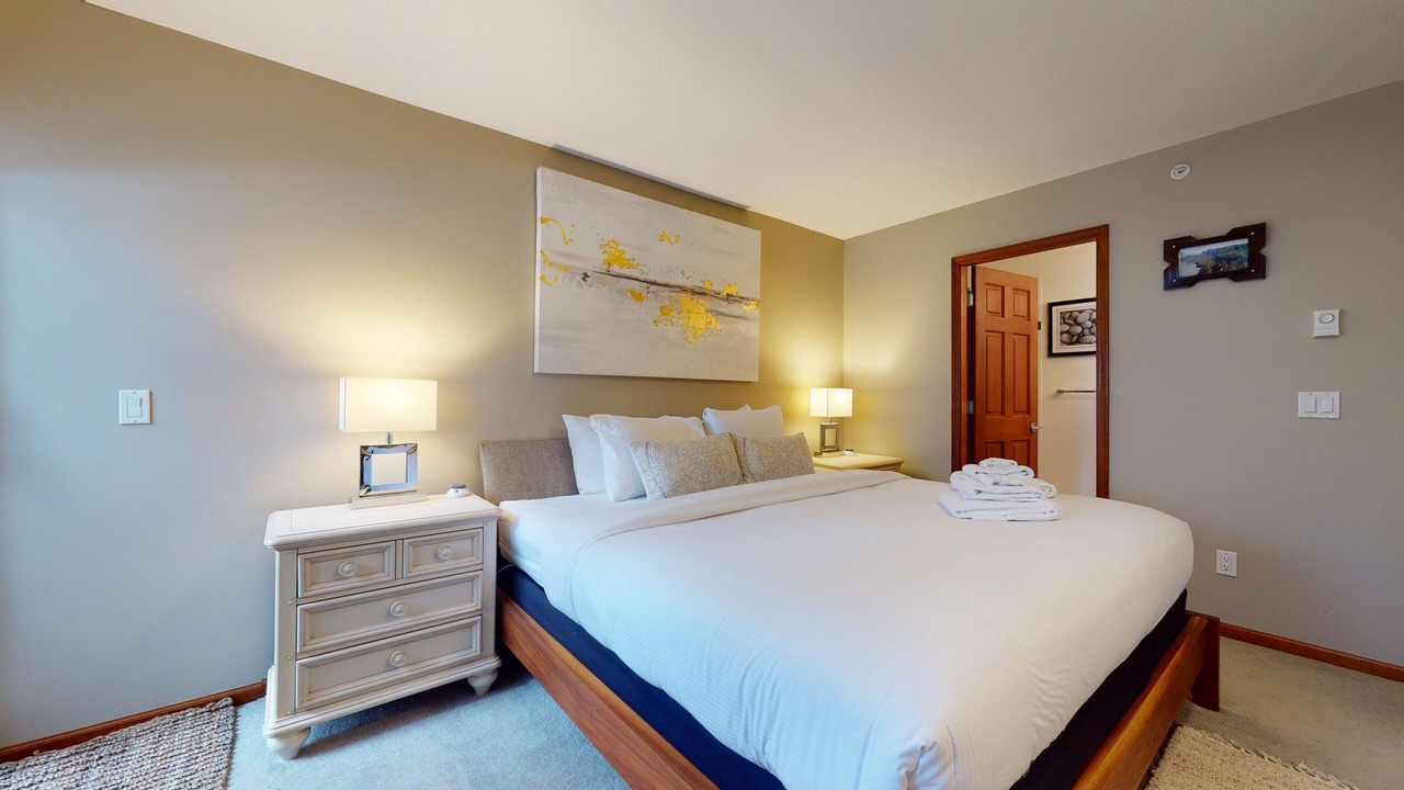 Photo of Bedroom in Village North