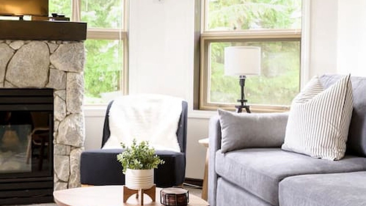 Photo of Livingroom in Upper Village