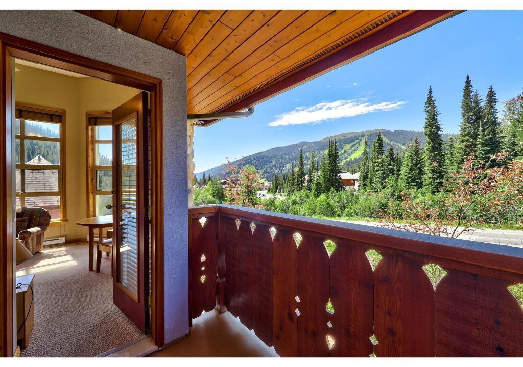 Photo of Patio Balcony in Sun Peaks