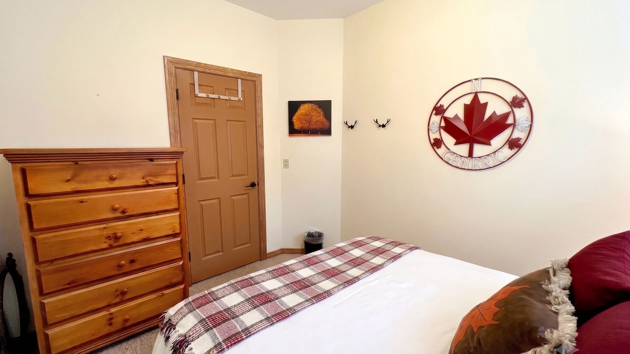 Photo of Bedroom in East Kootenay