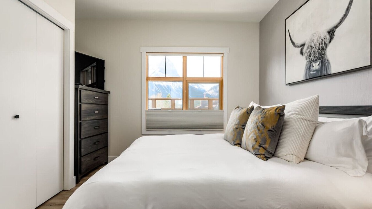 Photo of Bedroom in Canmore
