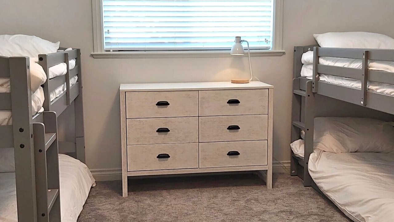 Photo of Bedroom in Okanagan-Similkameen