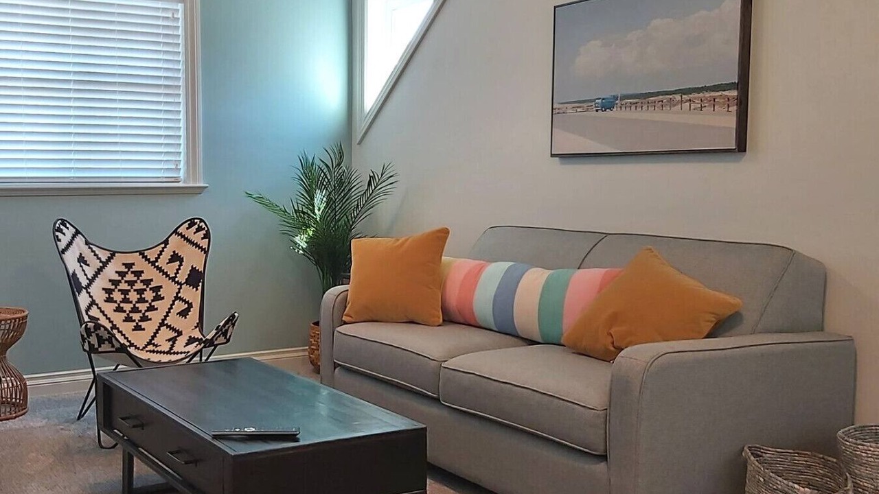 Photo of Livingroom in Okanagan-Similkameen