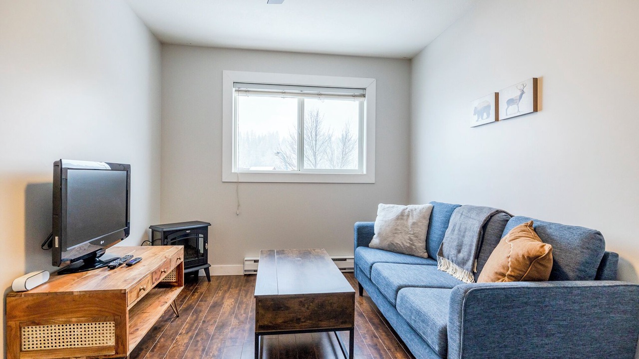 Photo of Livingroom in East Kootenay