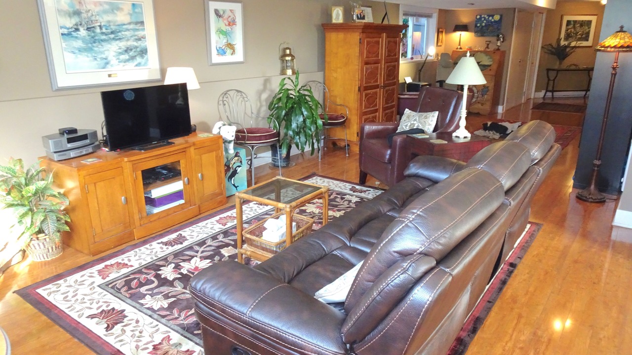 Photo of Livingroom in White Rock