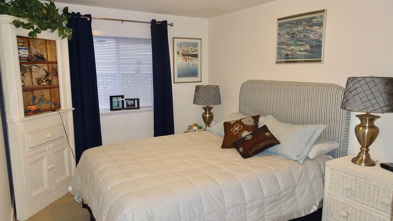Photo of Bedroom in White Rock