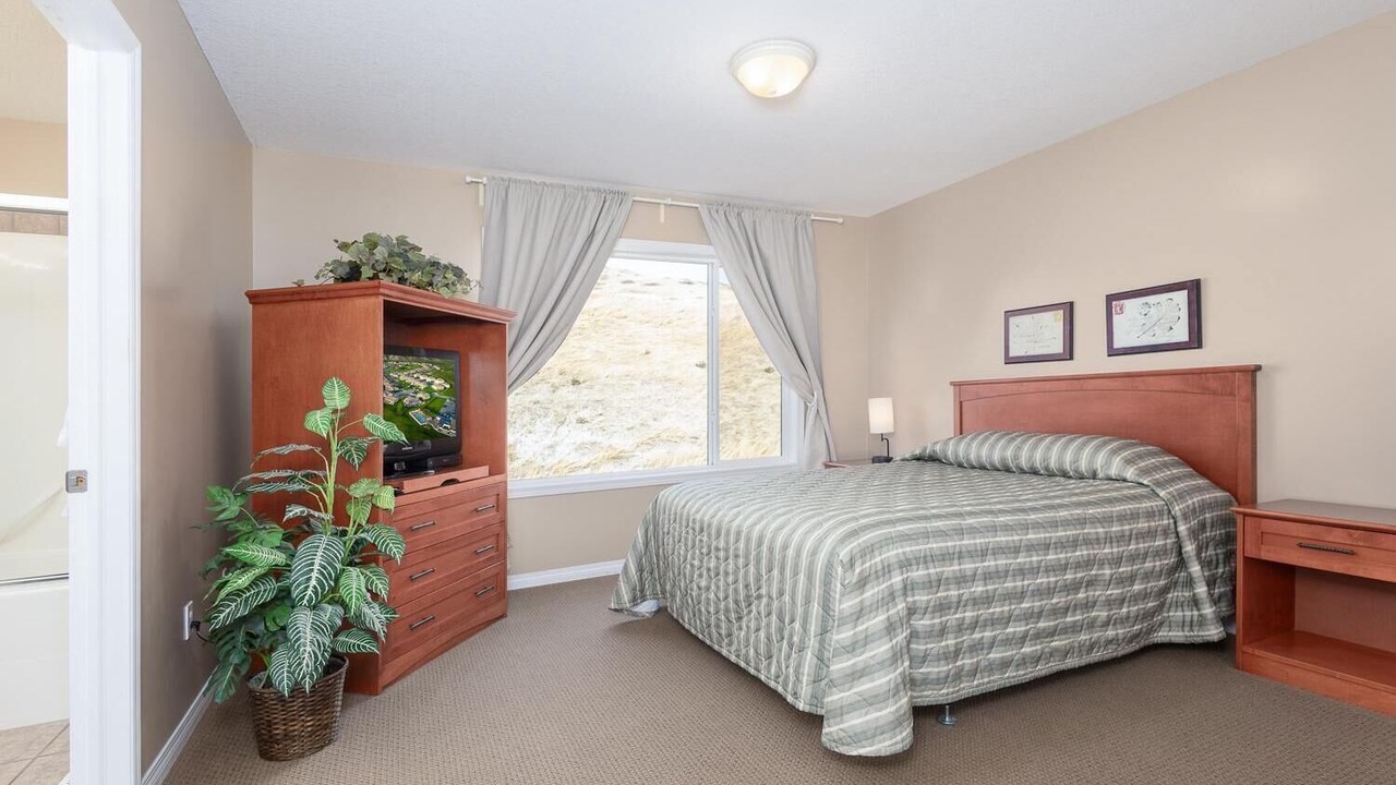 Photo of Bedroom in Lethbridge