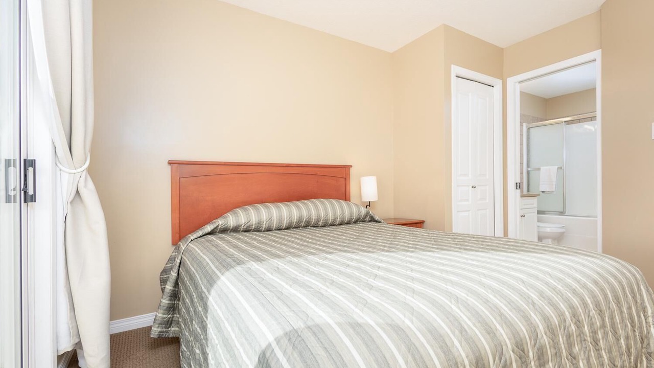 Photo of Bedroom in Lethbridge