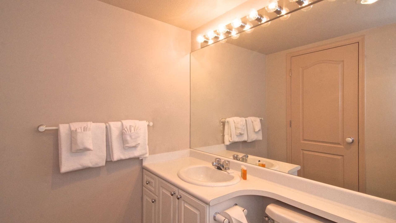 Photo of Bathroom in Village North